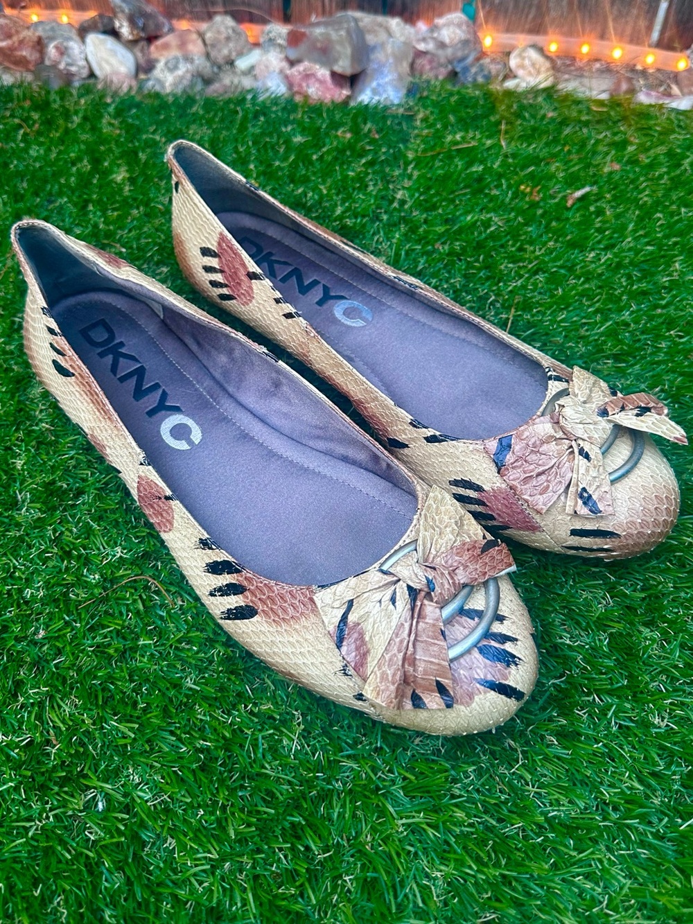 DKNYC Tan & Pink Snakeskin Bow Ballet Flats